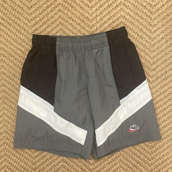 Nike - Classic Swim Shorts - Black / Grey / White - L - Picture 1 of 12
